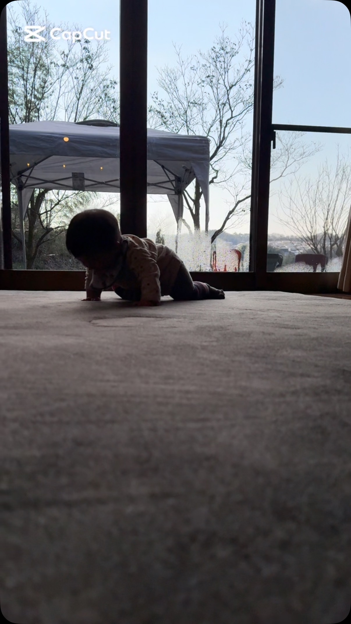 産休から復帰したK氏の👼くん

赤ちゃんも遊び盛りの子供達も、周りを気にせず走り回ったり
遊びたい放題です！
和室もあるので、広々空間でリラックス出来ます☺️

ジブリパークからも30分！
大人数でも泊まれます！
赤ちゃんも安心の宿をお探しなら是非一度、泊まりに来てください🥹

#tajimi #赤ちゃん #畳の部屋