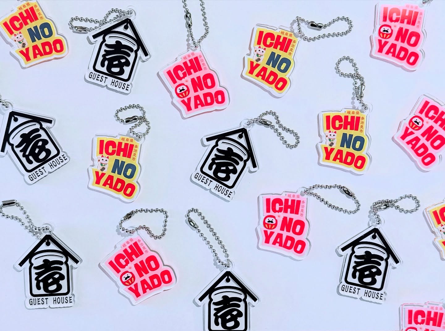 イベントのお知らせ📢
_________________________________________________

4月12日13日に開催される陶の里フェスティバルで
持っていく壱の宿グッズを紹介します！

アクリルキーホルダー3種
◎ICHINOYADO だるまキーホルダー
◎ICHINOYADO 招き猫キーホルダー
◎市之倉ヴィレッジキーホルダー

初めての販売ということで数量限定で販売させて頂きます☺️
当日は、マルシェ価格で販売しますので是非お買い求めください〜🥹

#アクリルキーホルダー #グッズ #市之倉ヴィレッジ 
#tajimi#gifu